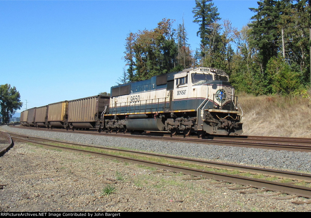 BNSF 9650 SD70MAC
